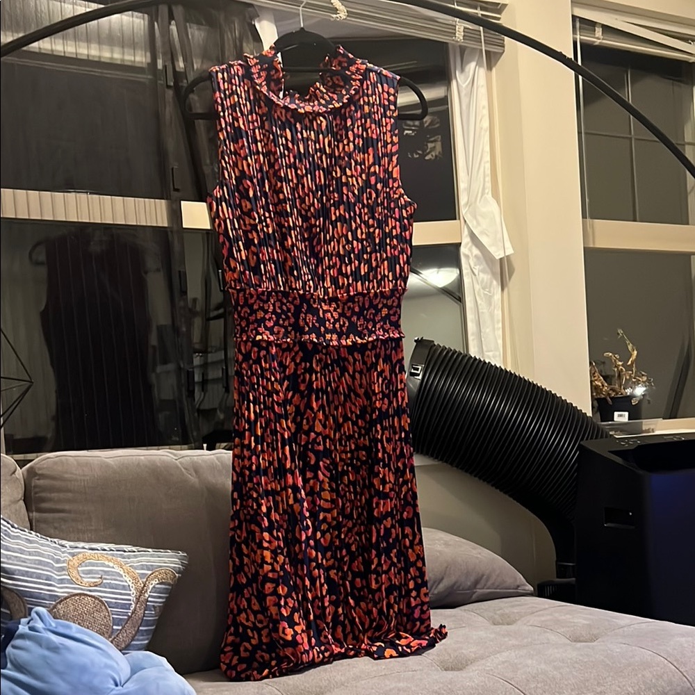 Pleated Maxi Sleeveless Dress with Navy and Orange Pattern